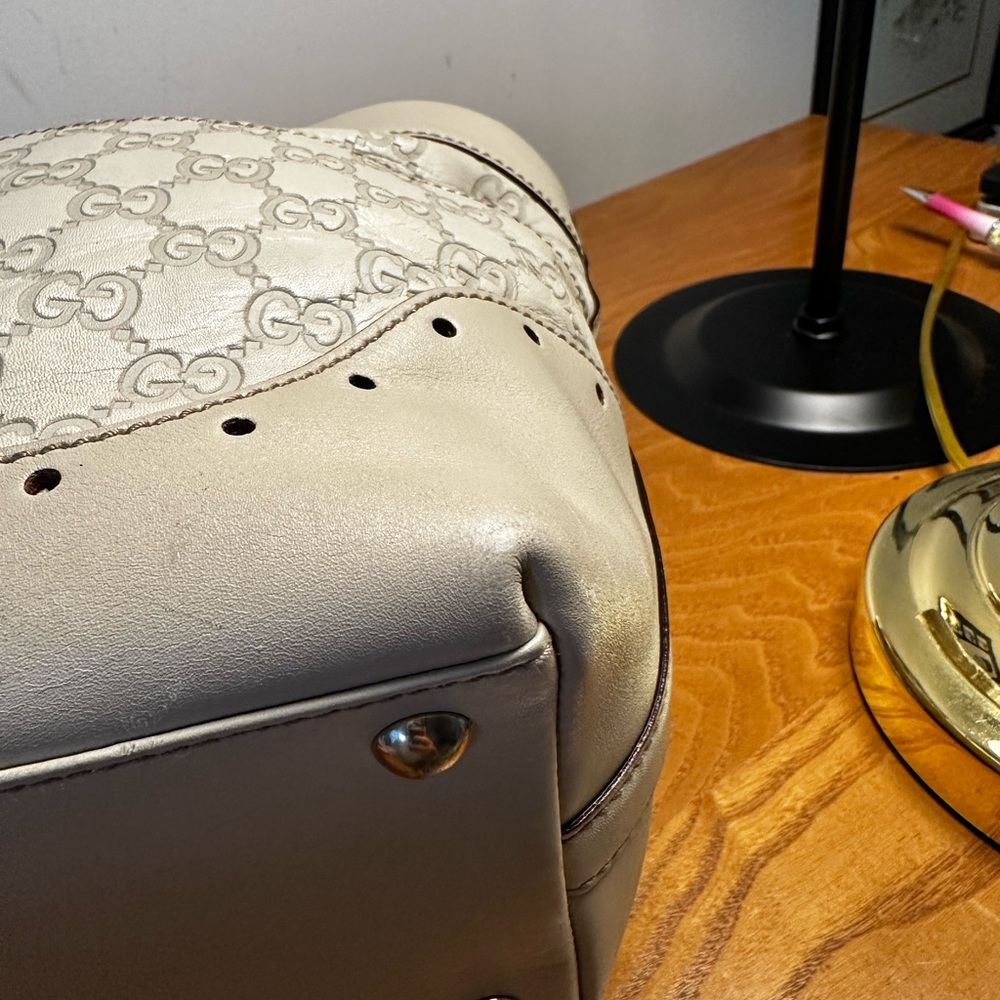 Gucci Cream Leather Punch Tote - Picture 9 of 13